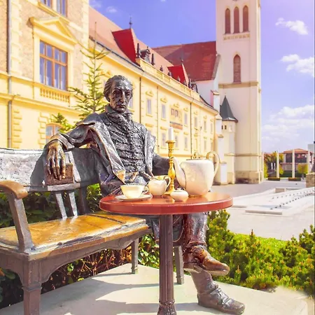 Ciao Lilla Apartament *